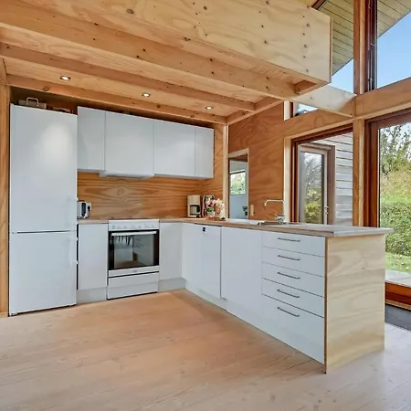 Prázdninový dům Awesome In With Wifi And 3 Bedrooms *